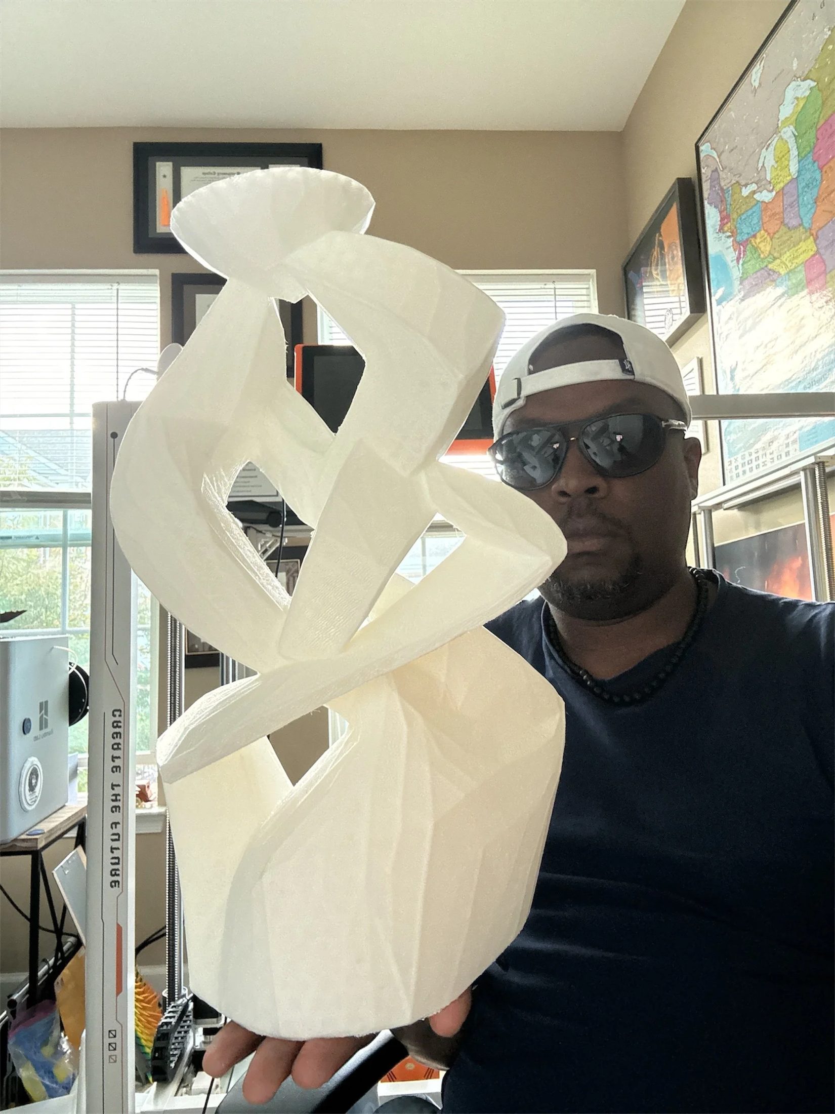 Blizo Abstract Sculpture