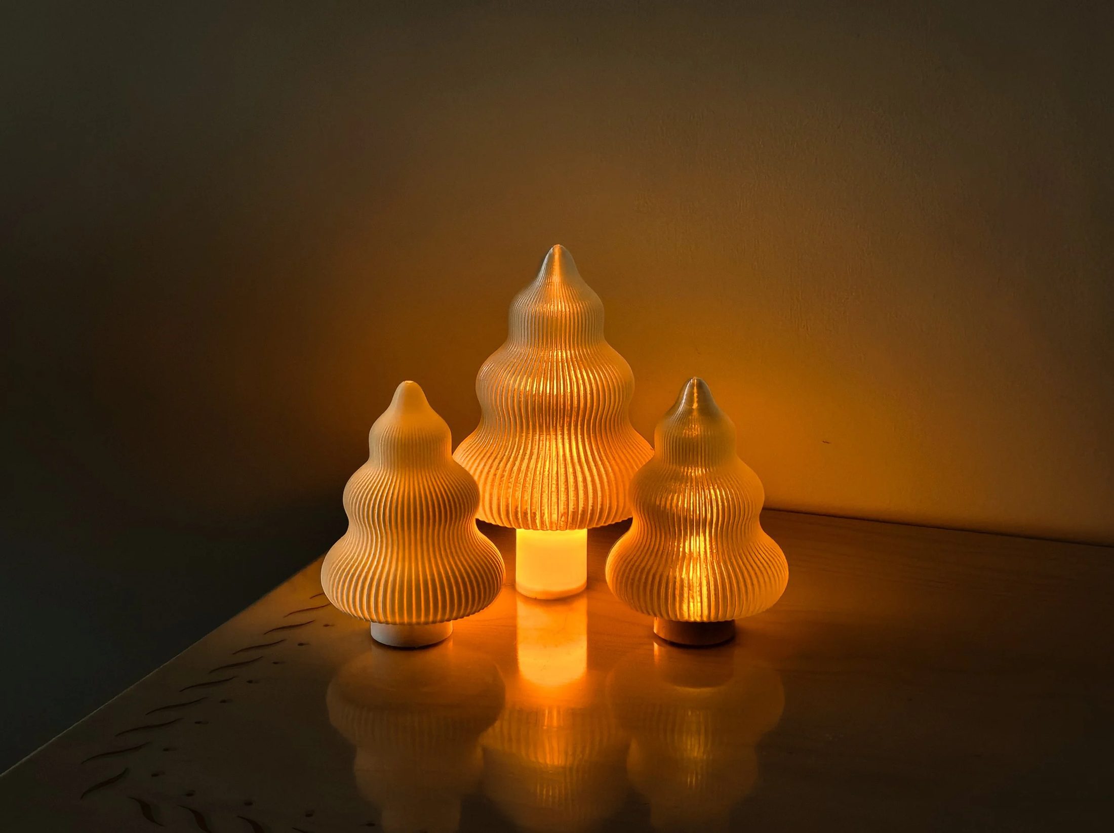 Candlelit Christmas Trees Set
