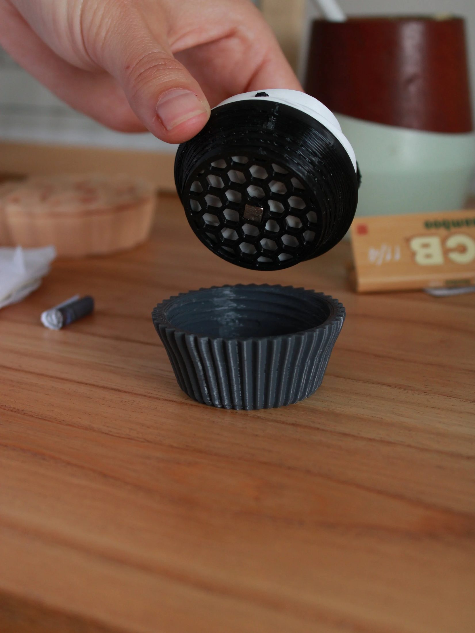 Cookies & Cream Cupcake Grinder