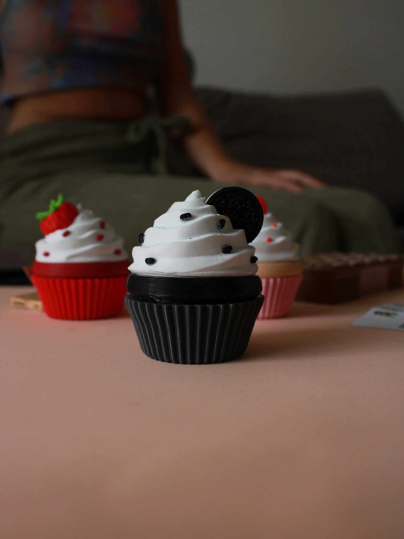 Cookies & Cream Cupcake Grinder