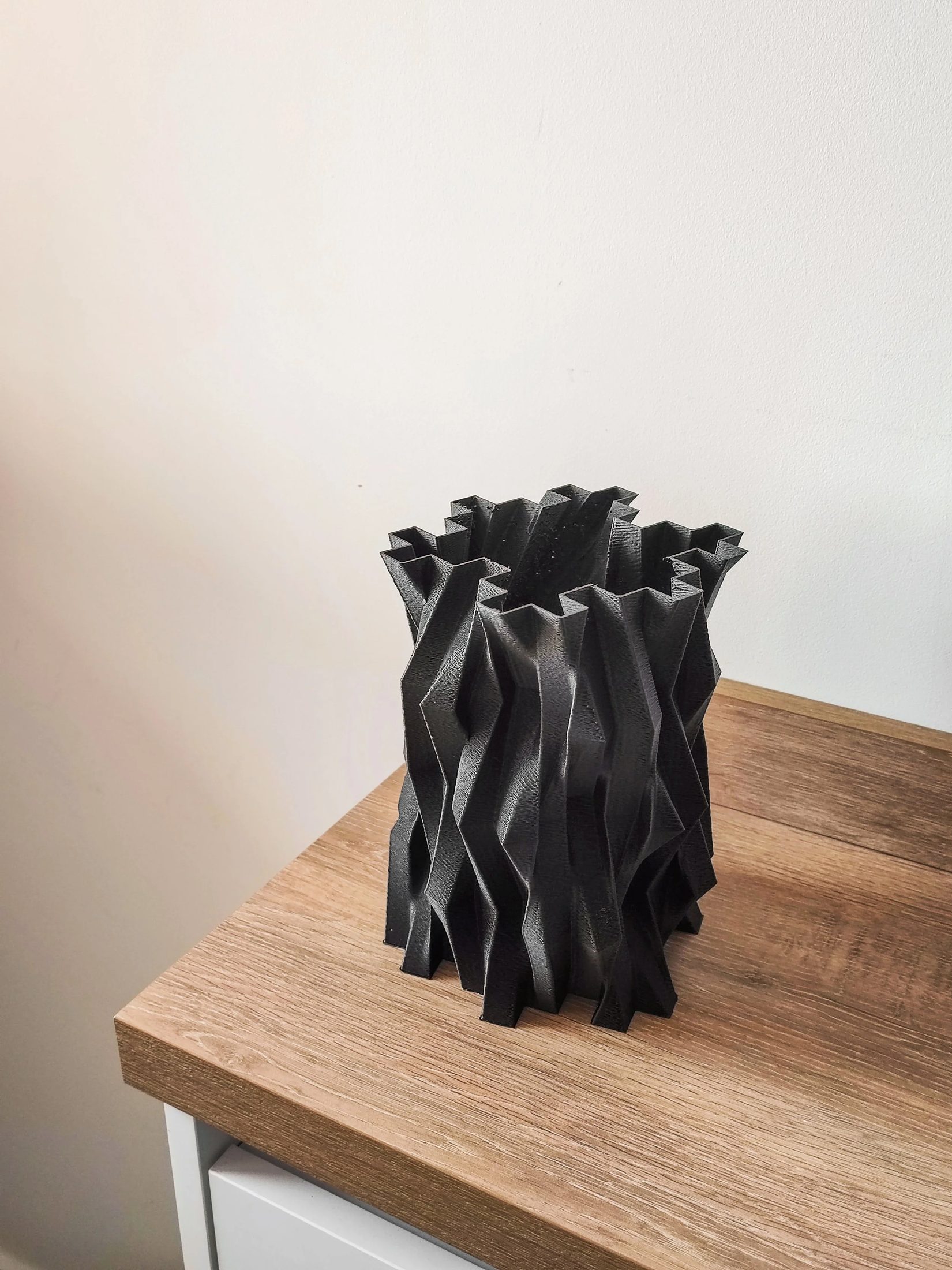 🖤 Materia Negra Vase