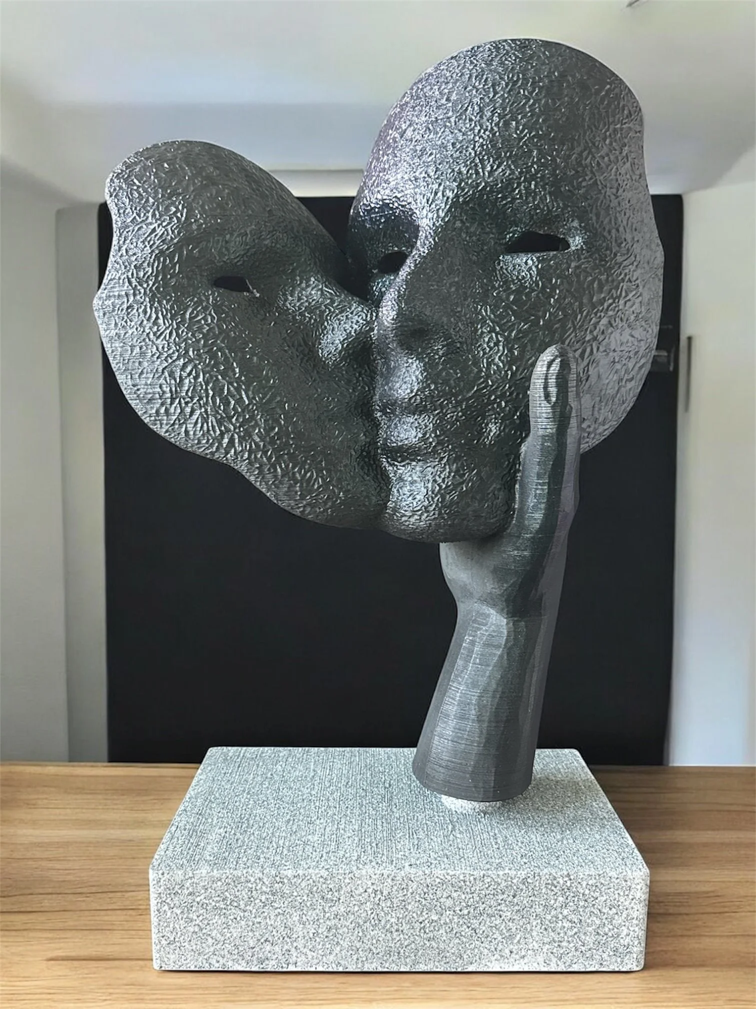 No Face Sculptor 🎭✨