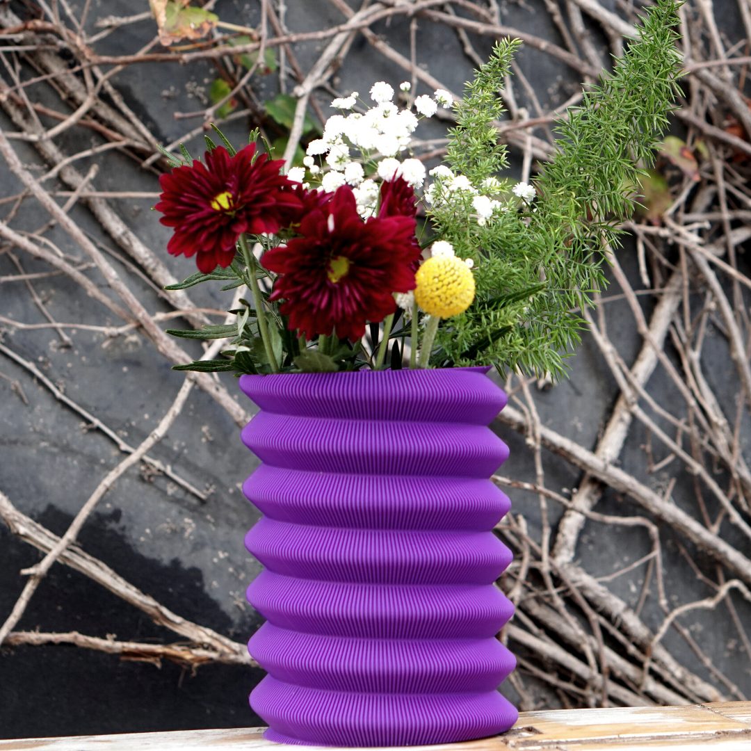 🌪️🏺 Spiral Vase