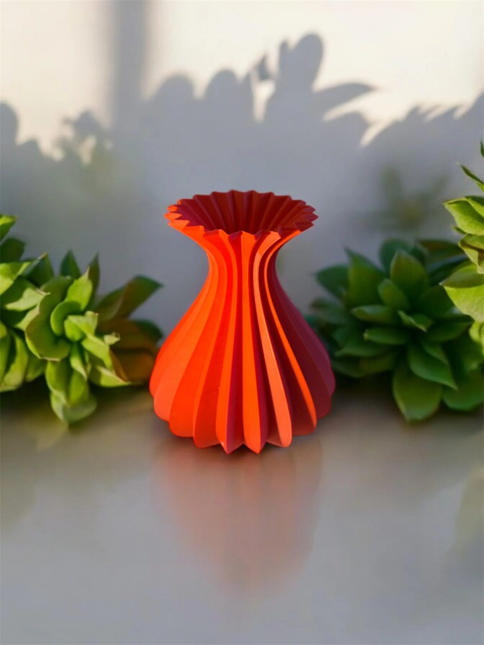 🌊 Wave Vase