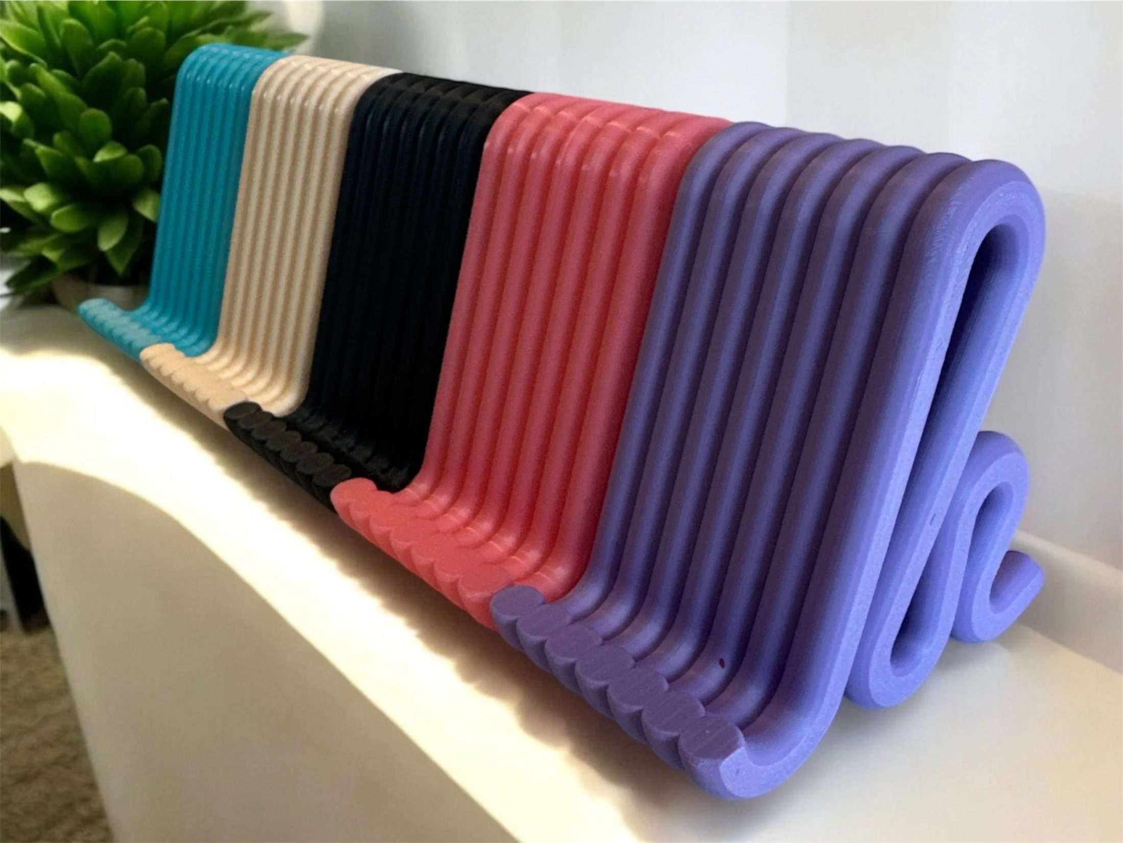 📱 Wavy 1 Phone Holder (2 Pack)